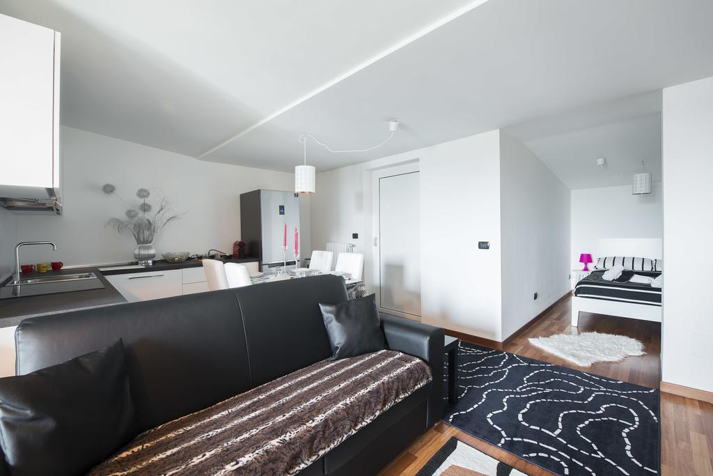New Luxury Attic Santa Giulia Expo Apartment Милано Екстериор снимка