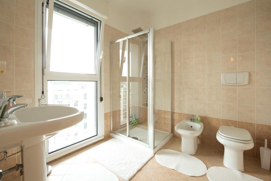 New Luxury Attic Santa Giulia Expo Apartment Милано Екстериор снимка