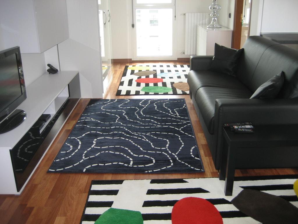 New Luxury Attic Santa Giulia Expo Apartment Милано Стая снимка